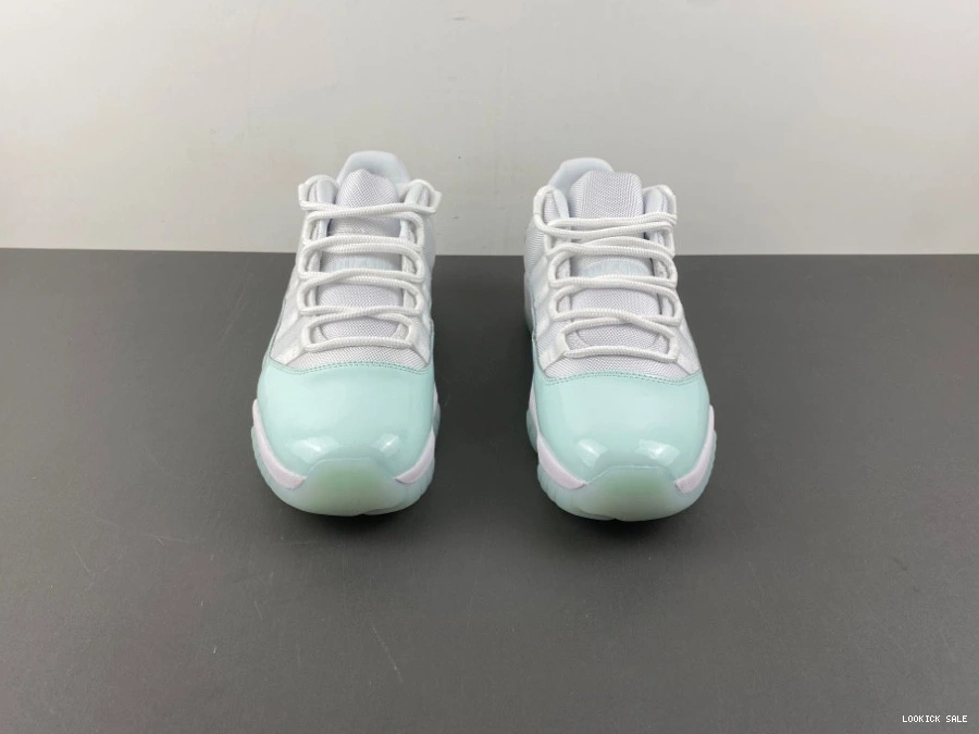 Reps Air 'Igloo' Low  11 Retro Jordan AH7860-103 0512